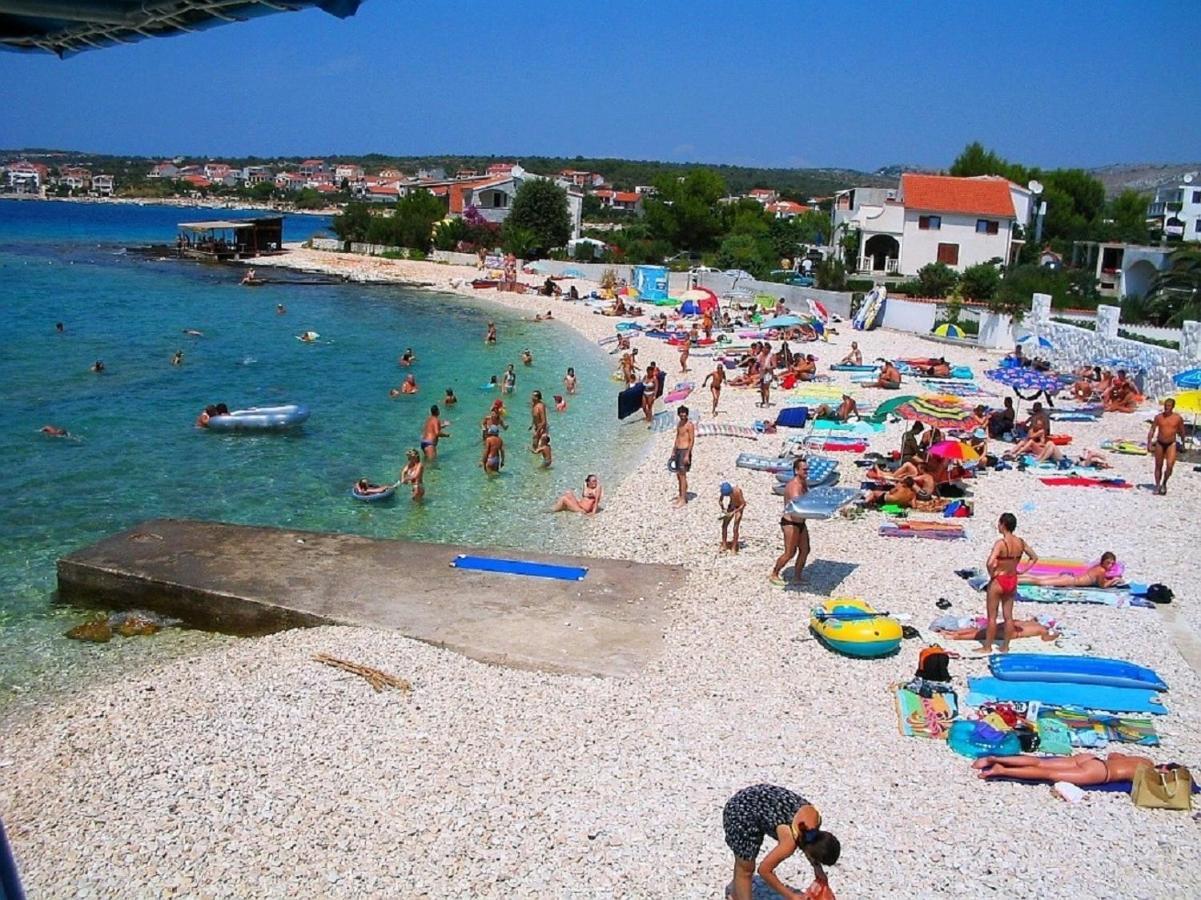 Apartments Marija - By The Sea Рогозница Экстерьер фото